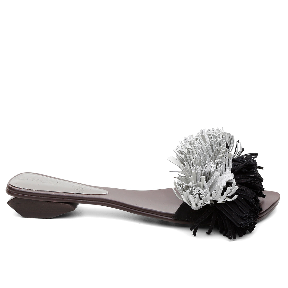 Rasteira Pompom Franjas Preto e Branco