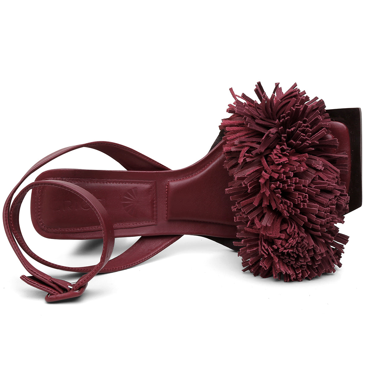 Sandália Alta Madeira Pompom Franjas Marsala