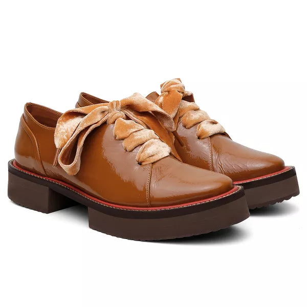 Oxford Laço Caramelo
